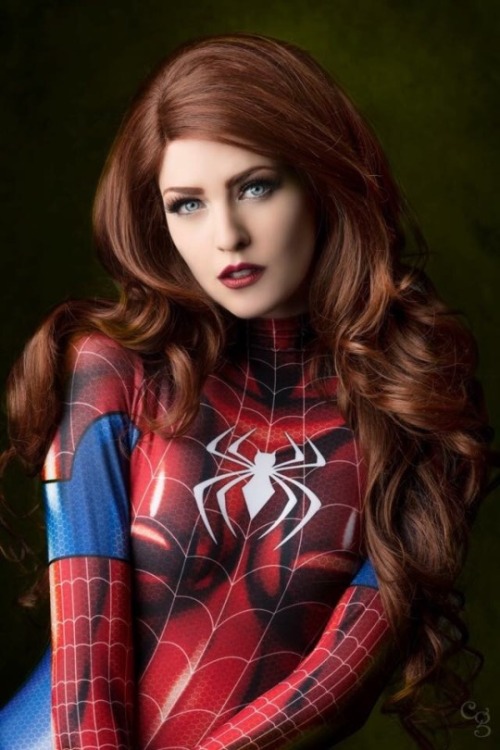 cosplay-galaxy:Maid of Might as Spider MJ
