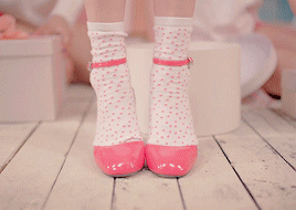 cengxiao:  high heels mv teaser â™¡ 