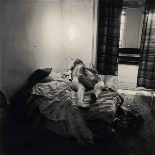 my-secret-eye:Diane Arbus, Couple in bed under a Paper Lantern, NYC, 1966