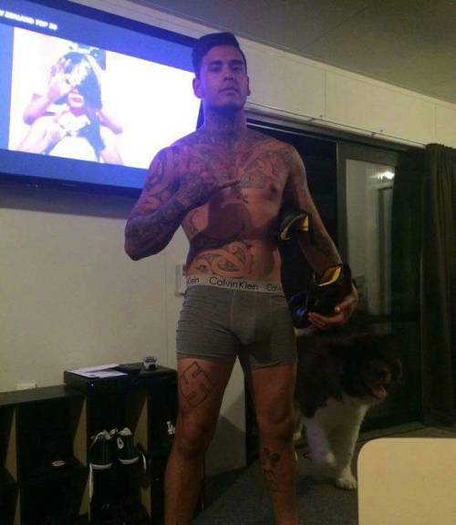 2southboysnz:  ** APOLOGIES **I recently posted this hot NZ gangster that was emailed to me anon, however i fucked up and posted it under the “Post privately” tab and i got no idea how to get it back again so im reposting his pics…