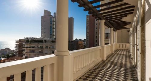 Bourgeois Apartment Overlooking the Rock of MonacoPerched in the hills of Monaco, in the Jardin Exot