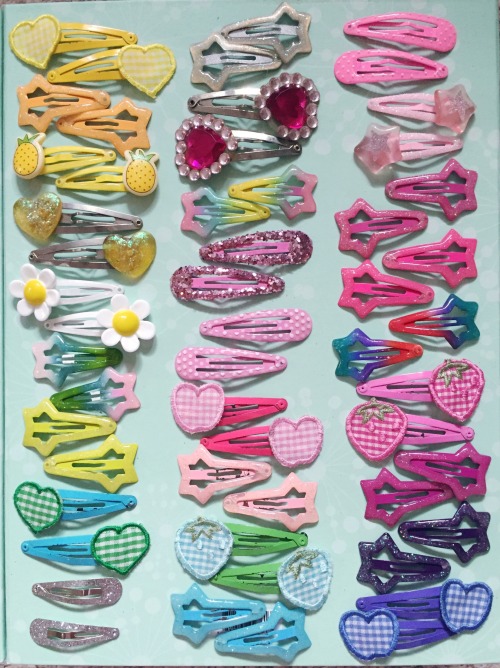 carlamakesnofilms:i realized i wear the same four clips all the time