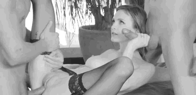 mymiamihotwife:  &ldquo;Tätowierte Arme tragen sie auf ein gigantisch großes