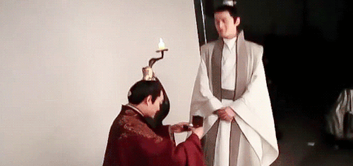 weebits:Prince Jing gives a giant pearl to Mei Changsu“琅琊榜” Nirvana in Fire | video 