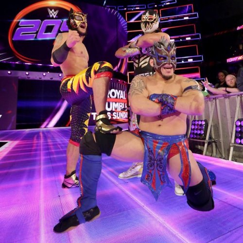 fishbulbsuplex:  Kalisto, Gran Metalik and Lince Dorado