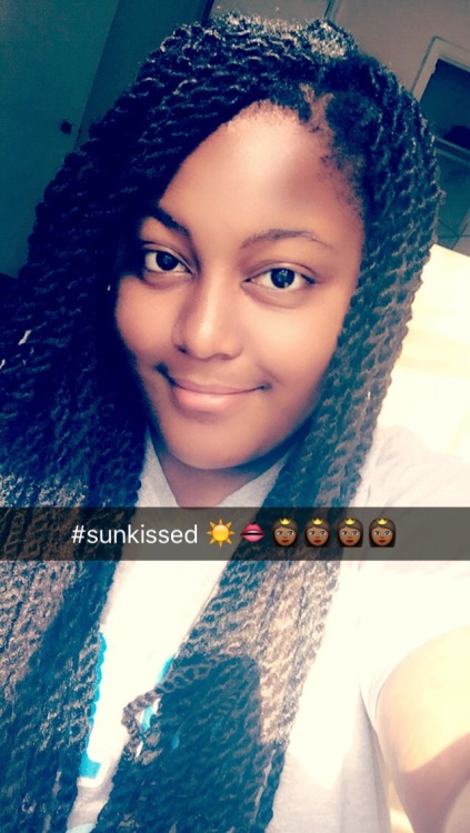 clarinuttymelanin:  I live in snapchat filters 😍👅💦💦👸🏾👸🏾 big girl appreciation day ❤️❤️❤️❤️❤️ 