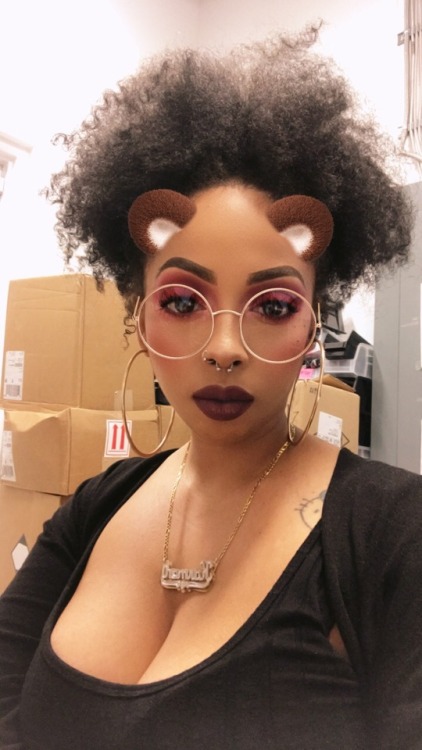 karrmennn:  6 selfies tagged by @snizzydoesit & @ohhsodreadful   I tag @tarynel @britteryikes @pleasestopandrew @pussy-and-pizzza-x & anyone else that wants to do it