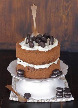 bakeddd:  chocolate cake with cream cheese