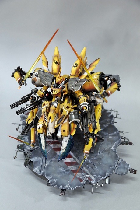 gunjap:  pteamvn’s CUSTOM [PMX-003 The O, MG Sinanju, HG Sazabi]: Mega Bird (Angry