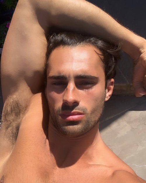 Sex men's armpits pictures