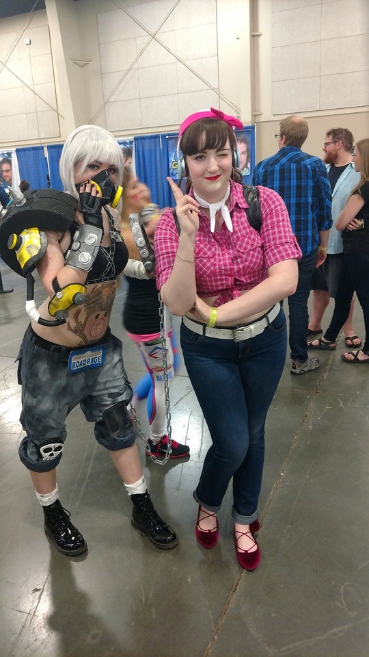 Salt Lake Gaming Con 2017. Sadly My Phone Died Before I Was Able To Get More Photos Of Other OverWatch