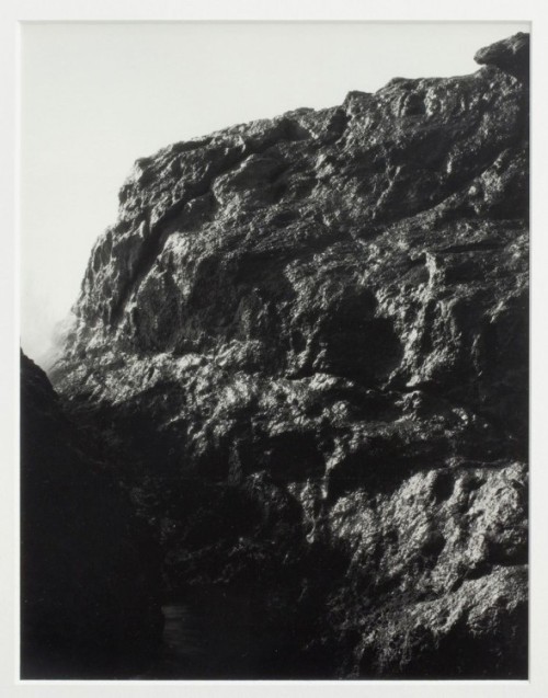 Arthur Ou, Untitled (Stinson Beach), 2011. Gelatin silver sprint.