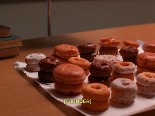 waitwhatnonevermind:A summary of Twin Peaksngl, watching Twin Peaks made me crave donuts and cherry 