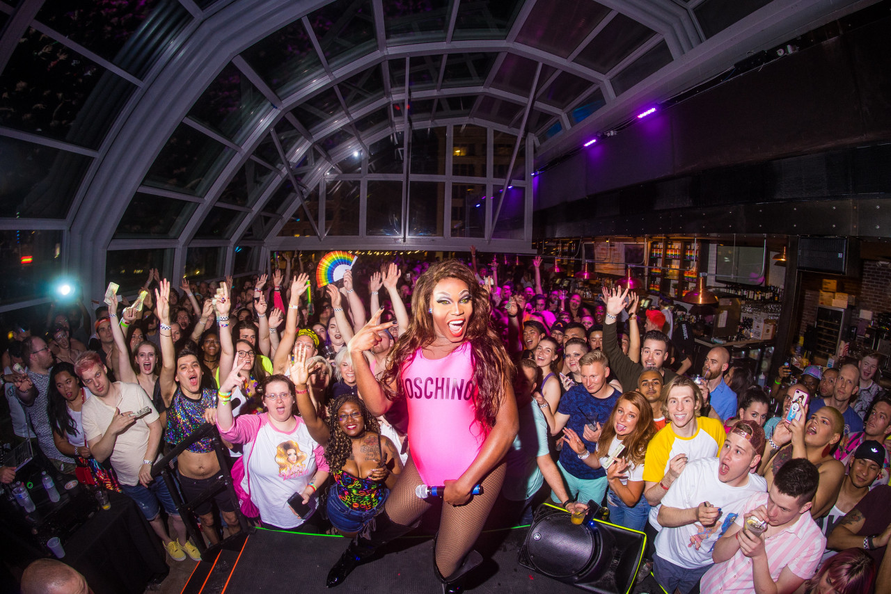 Asia O'Hara - Pride Minneapolis 2018
Photos by Darin Kamnetz for Flipphoneevents.com
instagram // twitter // facebook // darinkamnetz.com