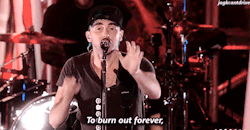 jagkcantdrive:  All Time Low - Kids In The Dark 