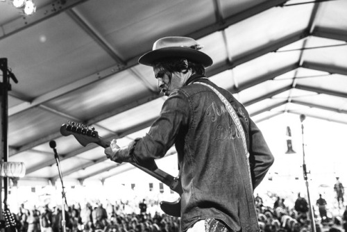 Jonathan Tyler ripping into a solo during Nikki Lane’s set at Newport Folk 