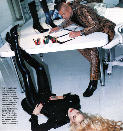 slickcrust: Jerry Hall and Thiery Mugler by Helmut Newton, Dec 1996