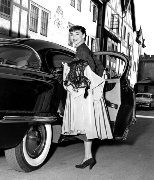 Audrey Hepburn ( “Roman Holiday” ) is seen on the Paramount backlot in 1954