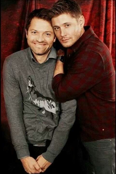 supernaturalisadrug:   Misha and Jensen aw *^* 