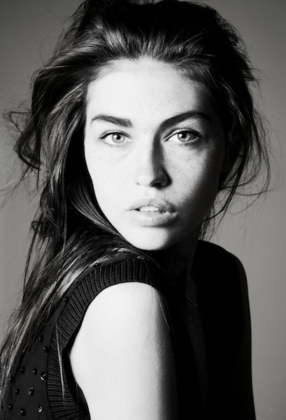 dakentay:  Mariia Baziuk 