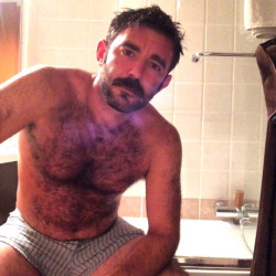 Follow my two hairy men blogs:http://sambrcln.tumblr.comhttp://hairysex.tumblr.com