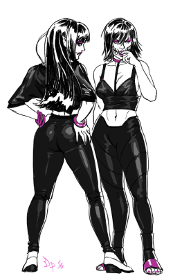 diepod-stuff:  Hantober 05 Girls. In leather.