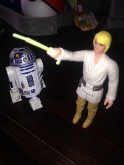 These aren&rsquo;t the droids your looking for mother fucker. Get outta my face.