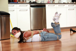 2 dishwashers in this kitchen. Only one is bound