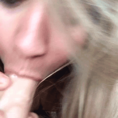 sinfulsexysensual:  Blonde Passionate Blowjob (x-post from /r/tumblr_nsfw_gifs) 