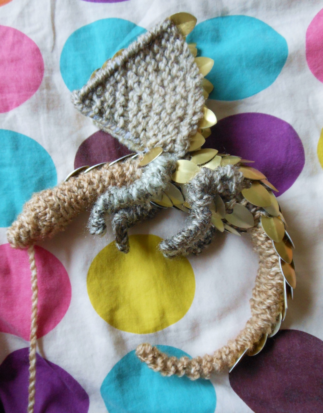 new-ace-on-the-block:  still knitting at maximum speed, but nearly done the knitting