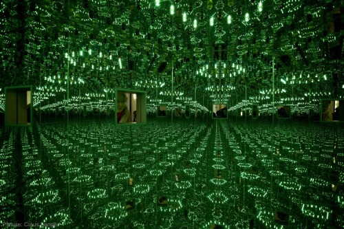 svtyr:Infinity Mirrored RoomArtist: Yayoi KusamaPhotographer: C. Langer