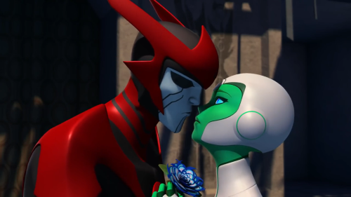 romancemedia: DC Couples Sharing Their Last Kiss