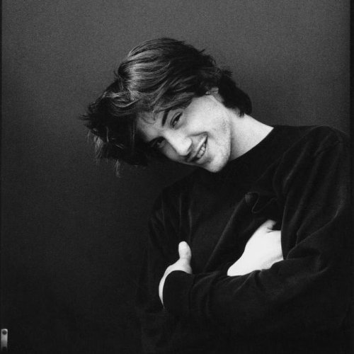 esotericy:Keanu Reeves photographed by Chris Buck in Toronto 1988