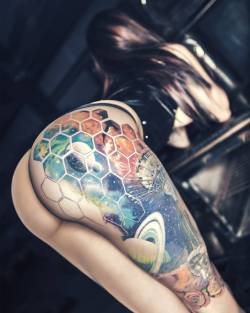 thatattoozone:    Carmen Bay  phototaker