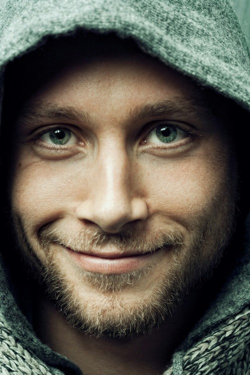 damexculo:  Estoy tan pero tan enamorado de este tío!!!! Me vuelve loco como si fuera un adolescente. 😍😍😍😍😍😍💘💘💘💘💘💘Max Riemelt Ich Liebe dich