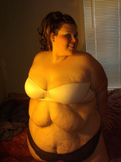 ssbbwsunni:  Follow the blog of SSBBW Sunny,