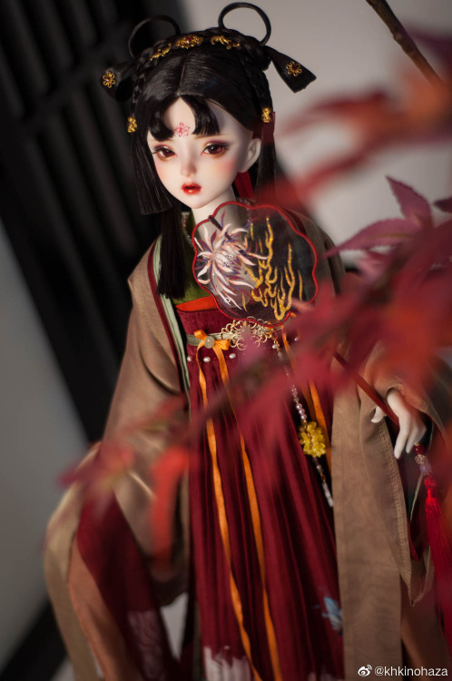 dollpavilion:Posted by khkinohazaDoll by Angell Studio Doll dressed in Tang dynasty-style Chinese ha