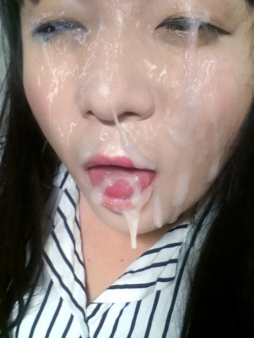 jessie-jy93: sissyprettybear: My favorite : Facial cum. Cum on my face plz. And I am looking for mem