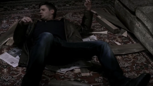 angelsdean:he’s literally on the floor