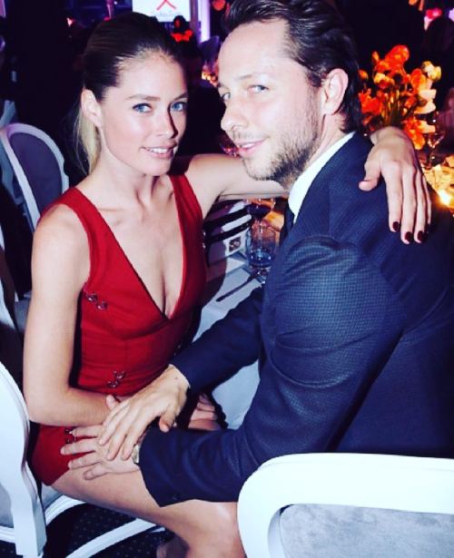 Porn Pics My dress was so short that @derekblasberg