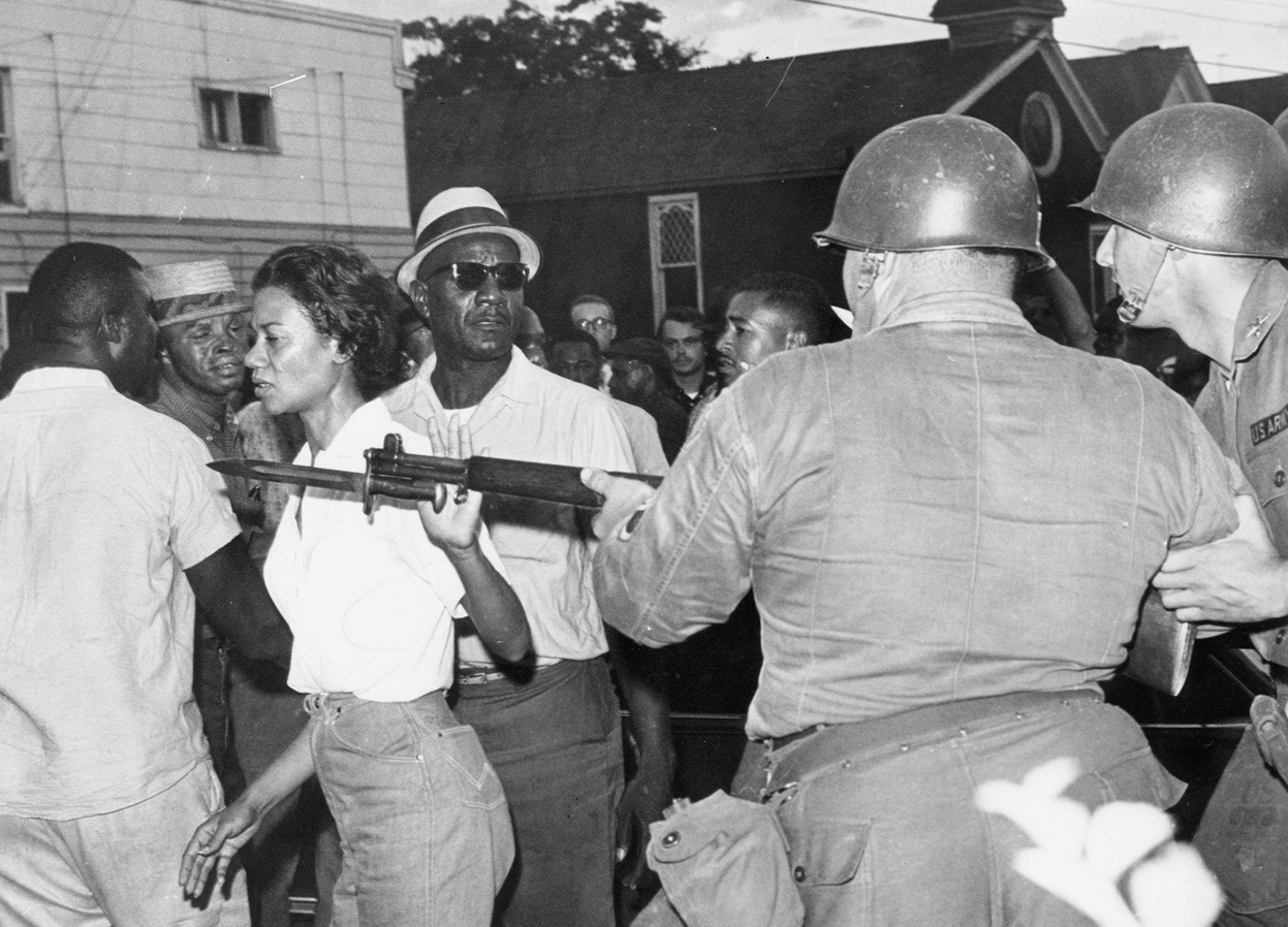 whatisthat-velvet:  mujerrabia:  Gloria Richardson pushes a national guard bayonet