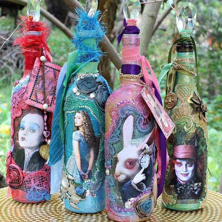 markmontano:  Alice Through the Looking Glass Mixed Media Bottles DIY.  Here’s