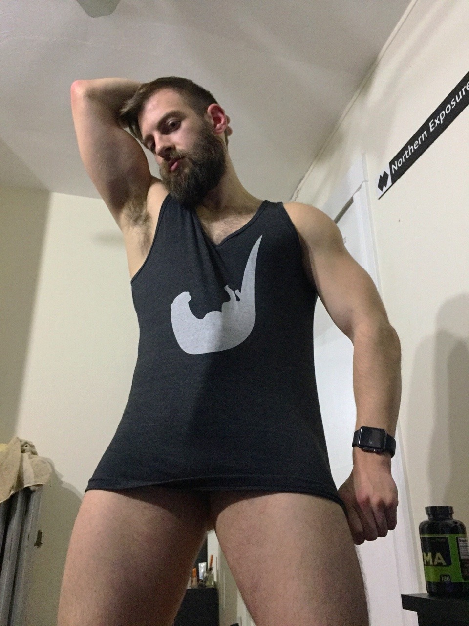 bravodelta9: I never got around to taking slutty pics in my @otterj tank until the