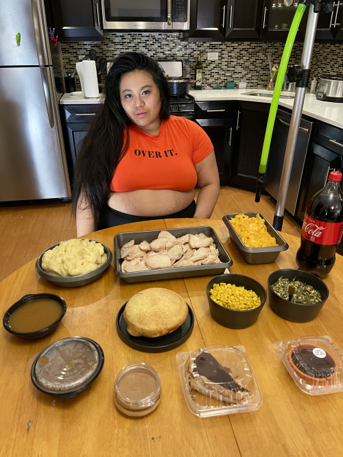 mochiibabiifeedii:  Stuffed To The Brim - Thanksgiving SpecialAvailable NOW on OnlyFansWatch me pack myself to the absolute BRIM with nearly 10 POUNDS of food until I’m nothing but an immobile ball of lard that can’t even breathe 🥵(Video goes live