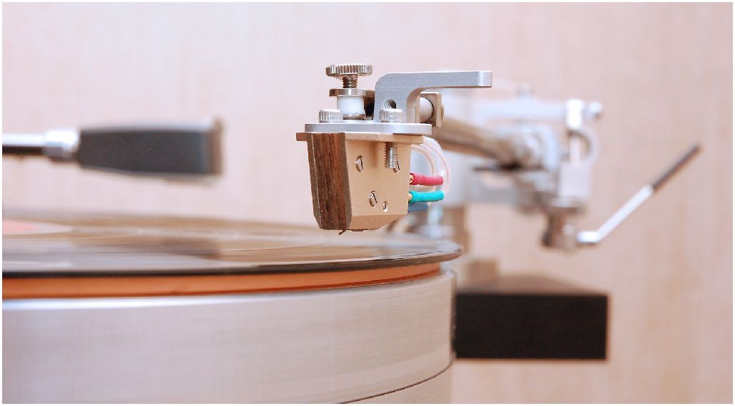 Kondo IO- M Cartridge mounted on Reed 2A arm