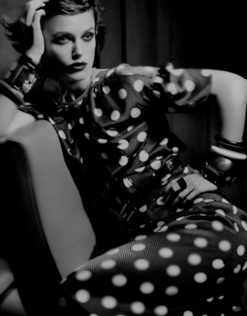 bwgirlsgallery:Keira Knightley by Mario Testino  for Vogue UK