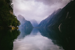 greekg0ds:  Milford Sound at sunrise by jvdmeij 