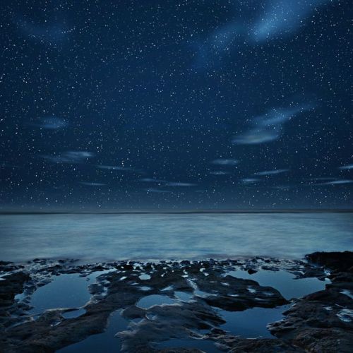 eternal-wonder:  staceythinx:  Stunning skies by Hossein Zare  eternal-wonder: staggering. 