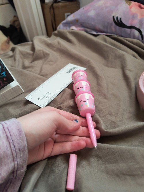 LOOK WHAT MY MOM GOT ME!!! :D