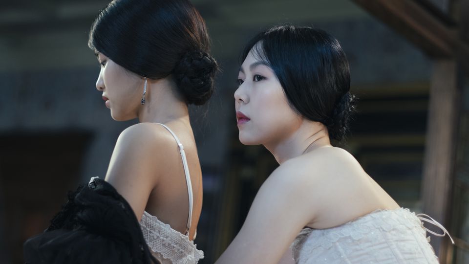 lesbian-ed:  So, as promised, here’s my list of lesbian movies for all of our lovely
